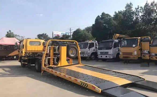 上蔡汽车中途维修案例